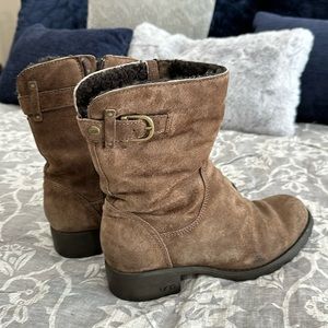 Brown Suede Women’s UGG Boots Size 7